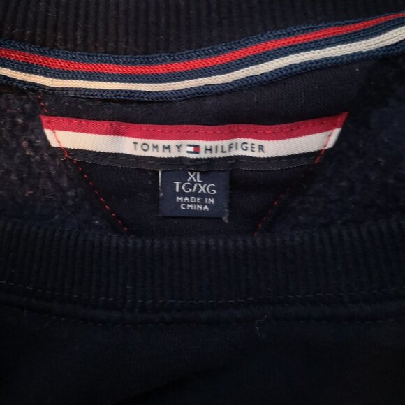Tommy Hilfiger Ladies Fleece Lined Long Sleeves Sweatshirt - Picture 3 of 8